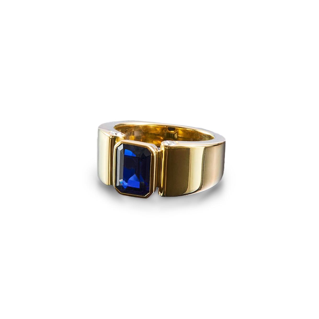 Axle Sapphire Ring